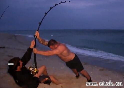 全球钓鱼视频精选 10个精彩钓鱼瞬间