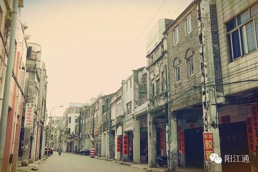 阳江情怀丨龙津路，一个有故事的美食天堂