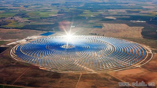 世界最大太阳能发电场启动！