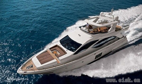 含蓄的海洋尤物 Azimut 82