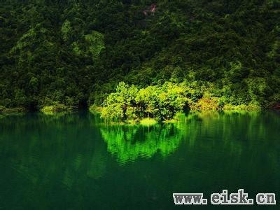 阳江十景：鹅凰飘瀑